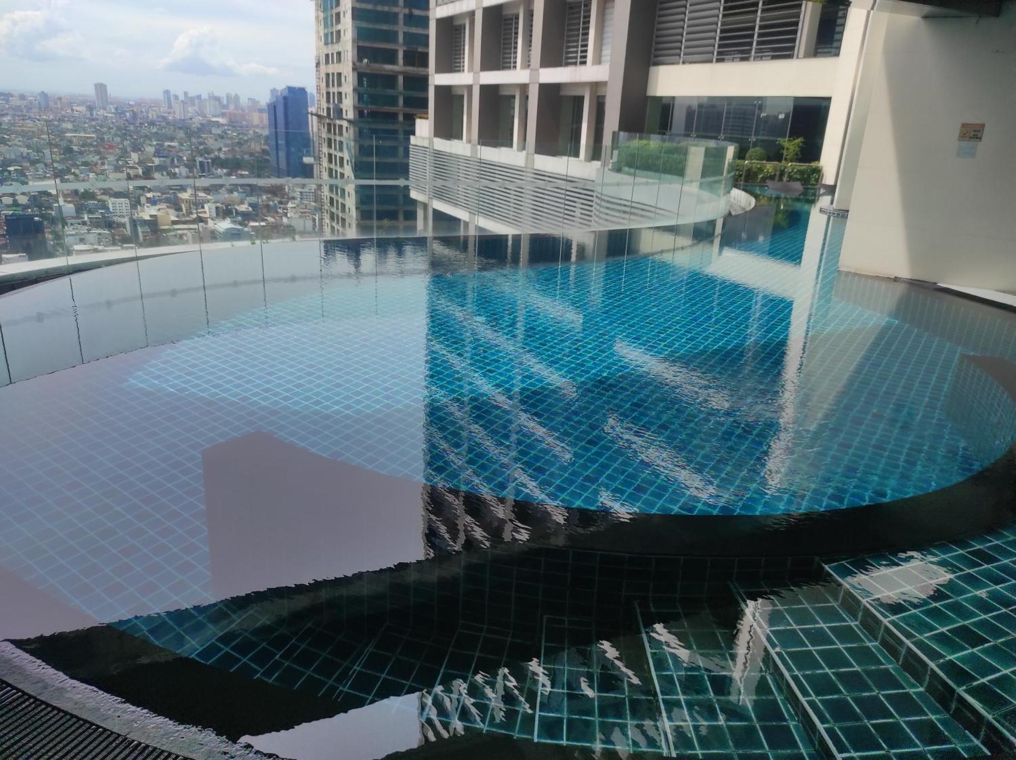 Brand New Staycation With Netflix In Poblacion, Makati, Philippines Manila