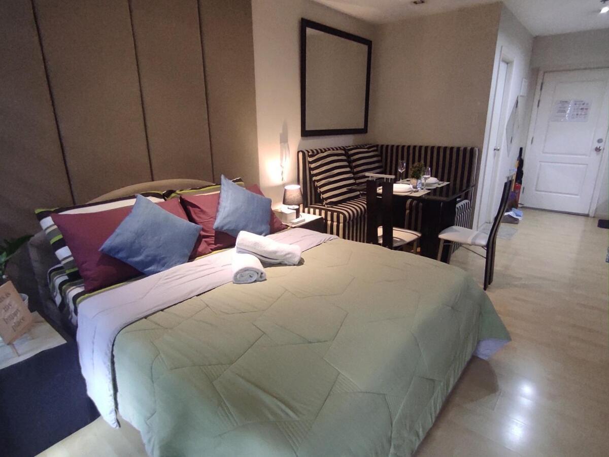 Apartment Brand New Staycation With Netflix In Poblacion, Makati, Philippines *