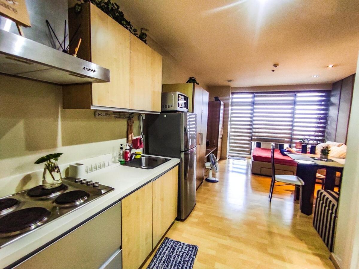 Brand New Staycation With Netflix In Poblacion, Makati, Philippines Apartment *
